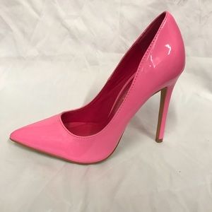 New 4.5 inches pointed heels in original box